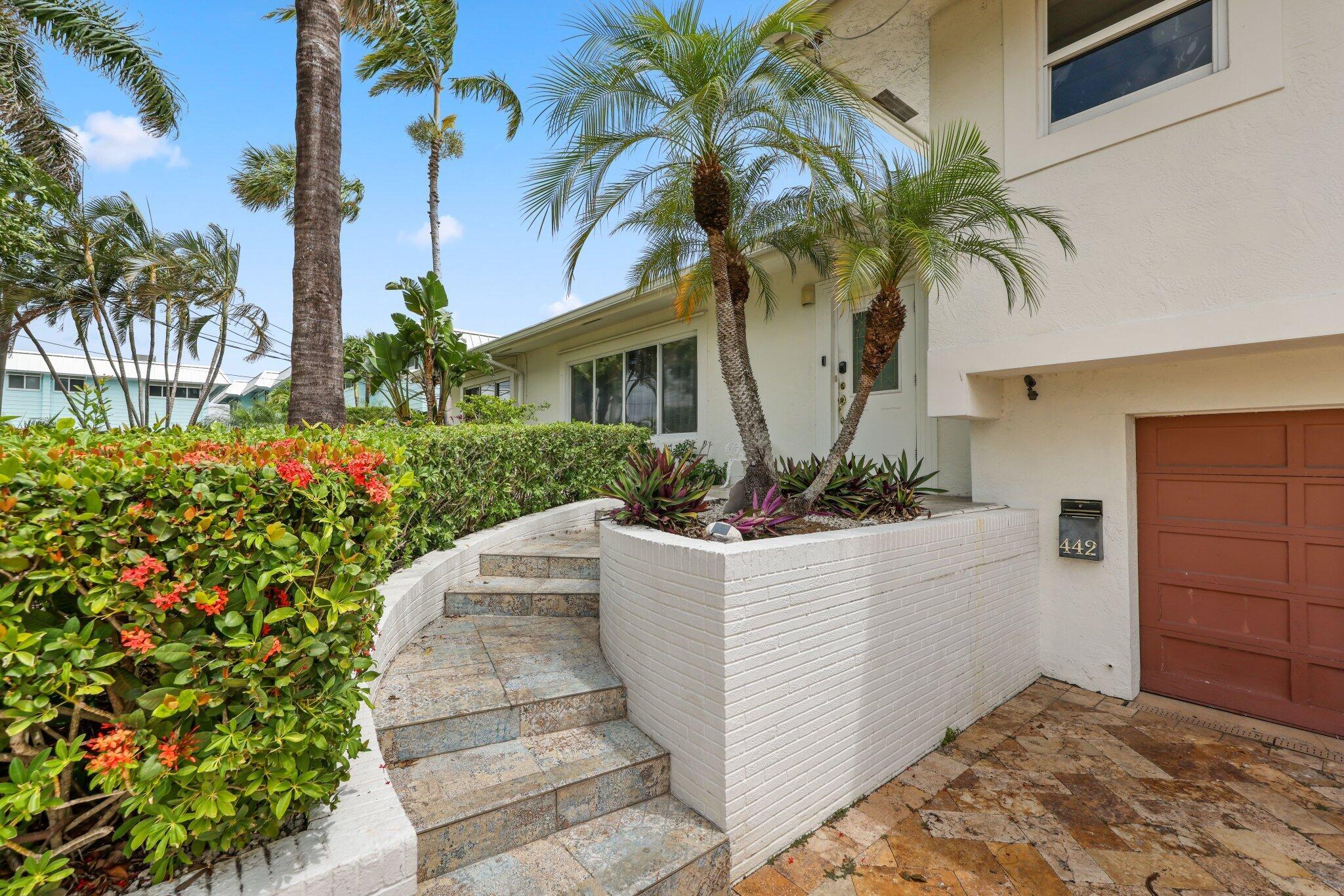 THE COVE - Residential