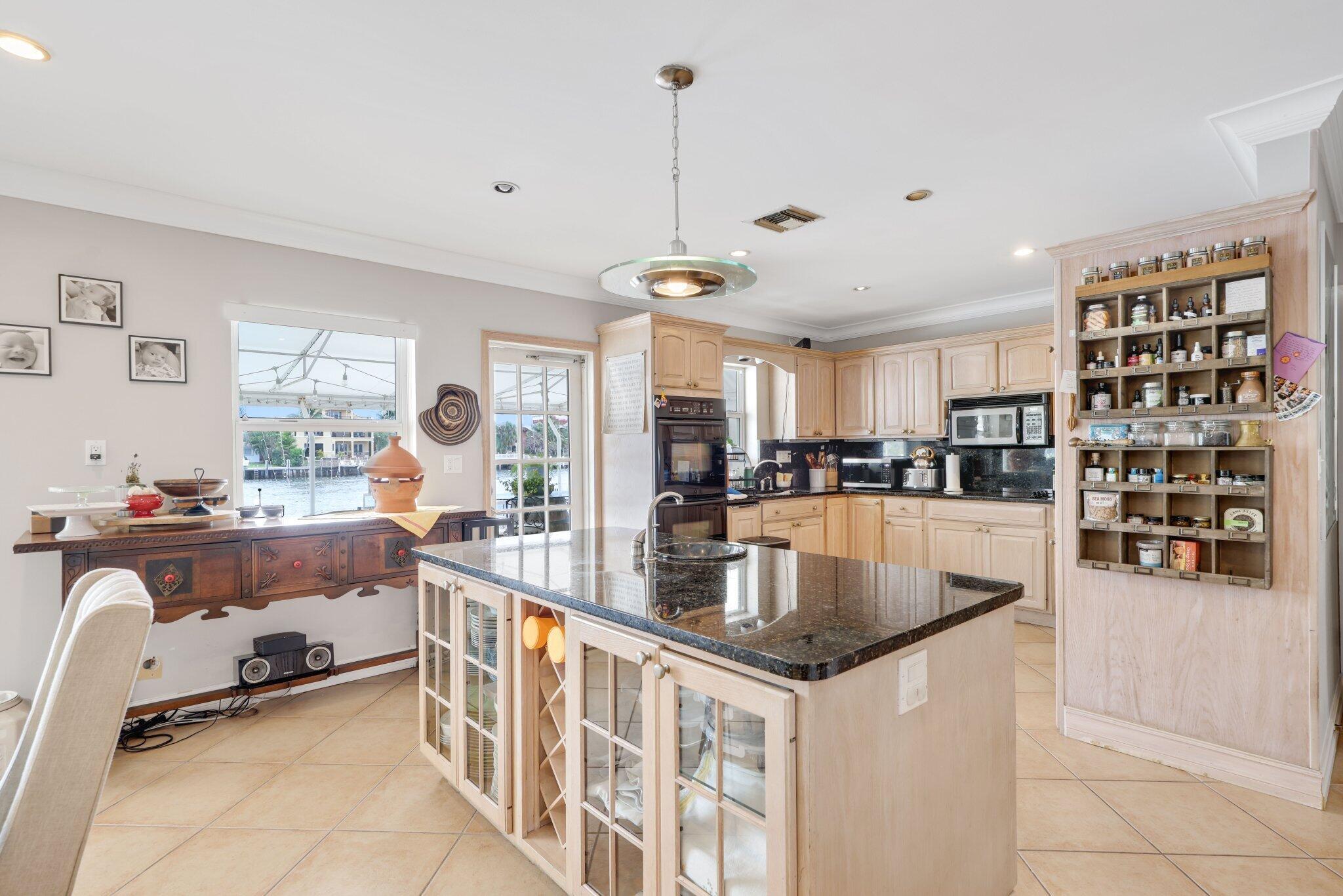 THE COVE - Residential