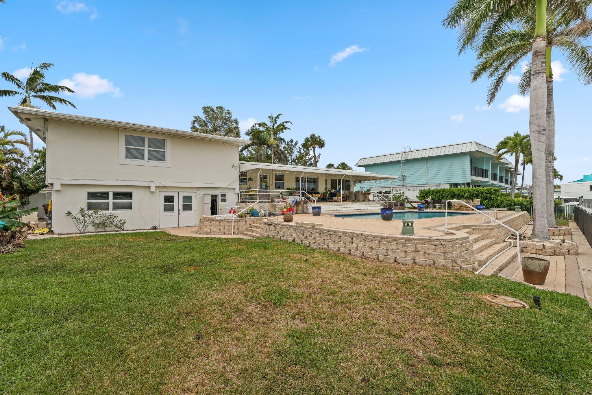 THE COVE - Residential