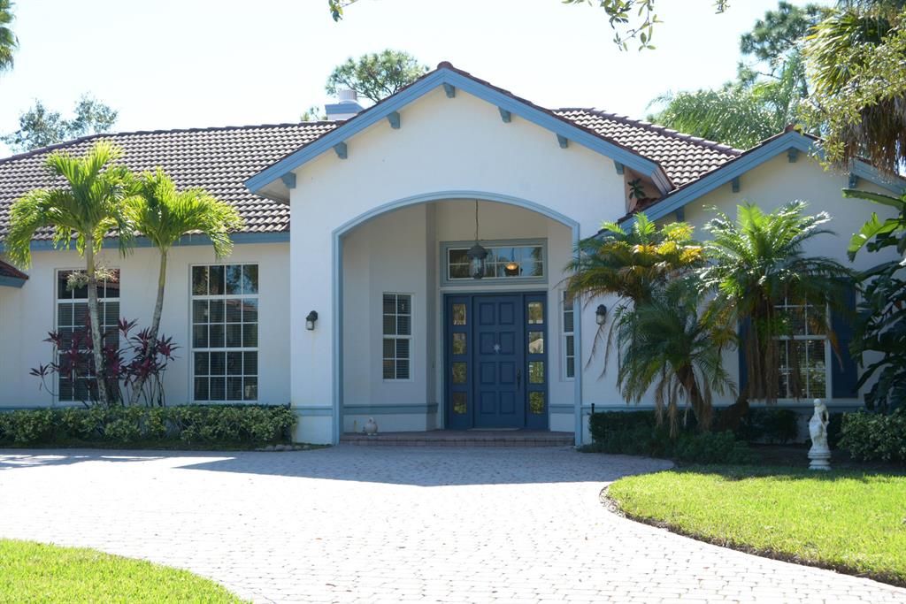 Photo of 9417 Bunting Lane, Fort Pierce, FL 34951 (MLS # R10761828)