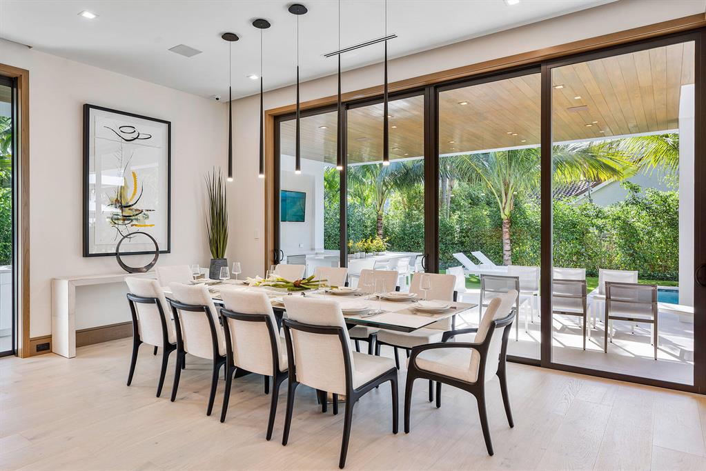 ROYAL PALM YACHT & COUNTRY CLUB - Residential