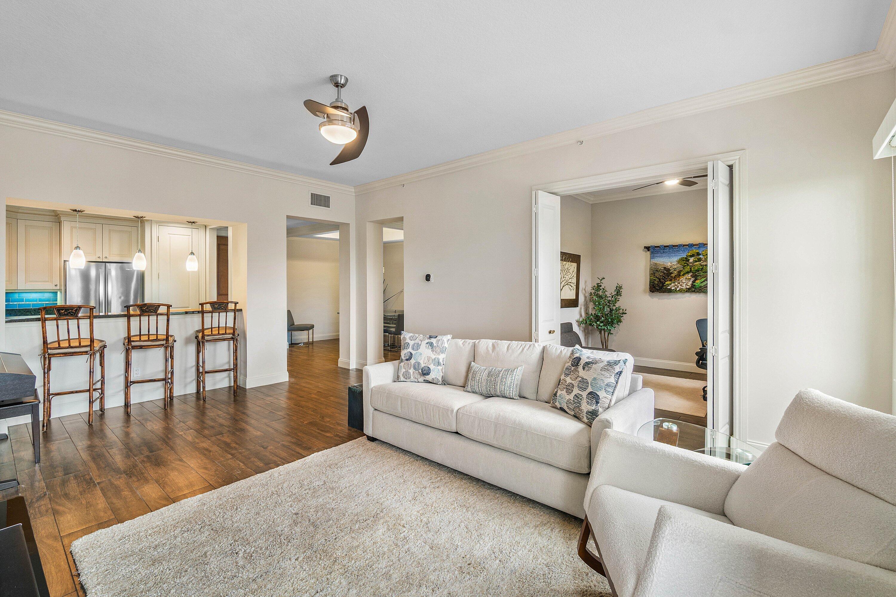 200 NE 2nd Avenue 302