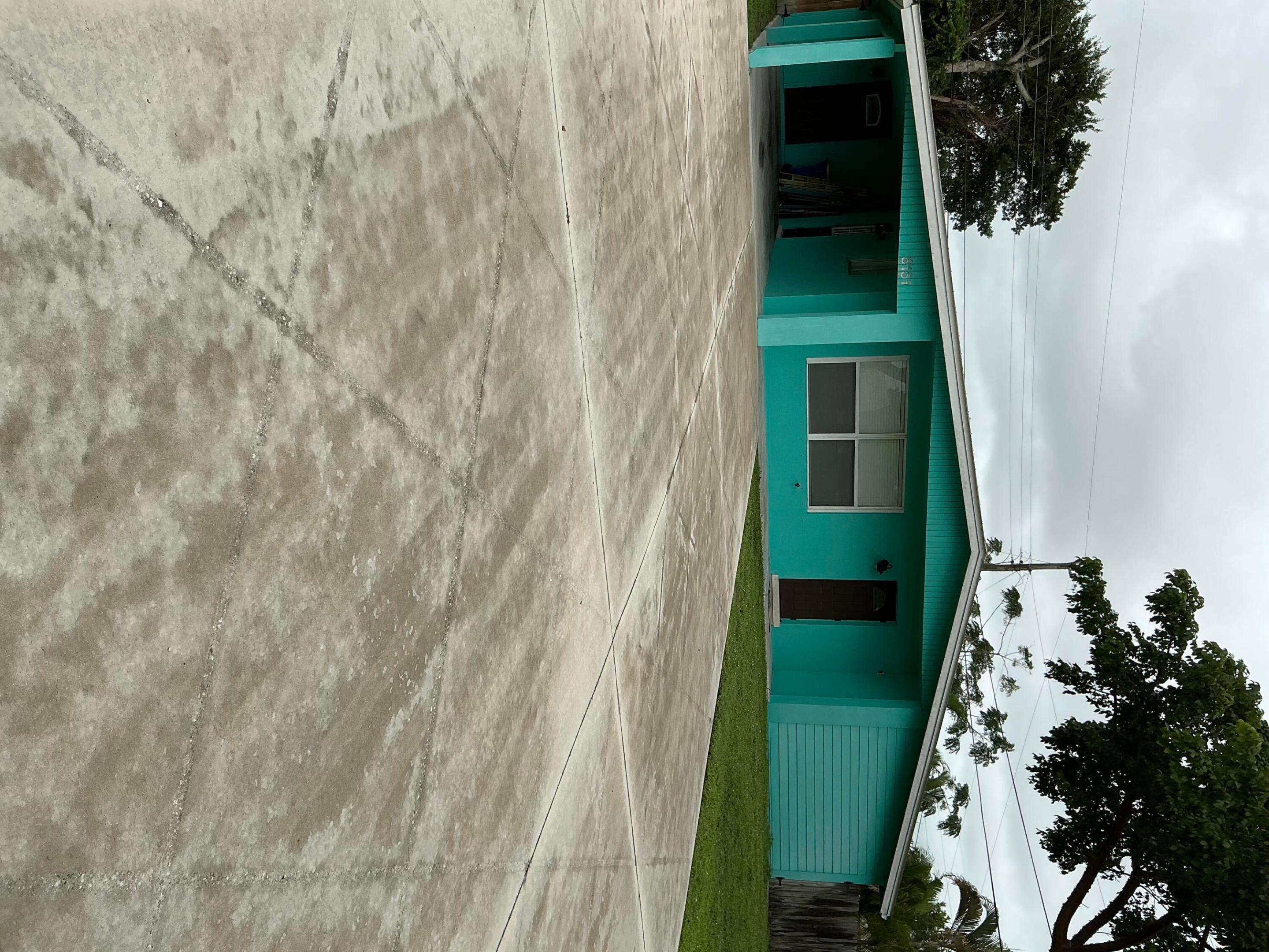 8151 SE Evergreen Street