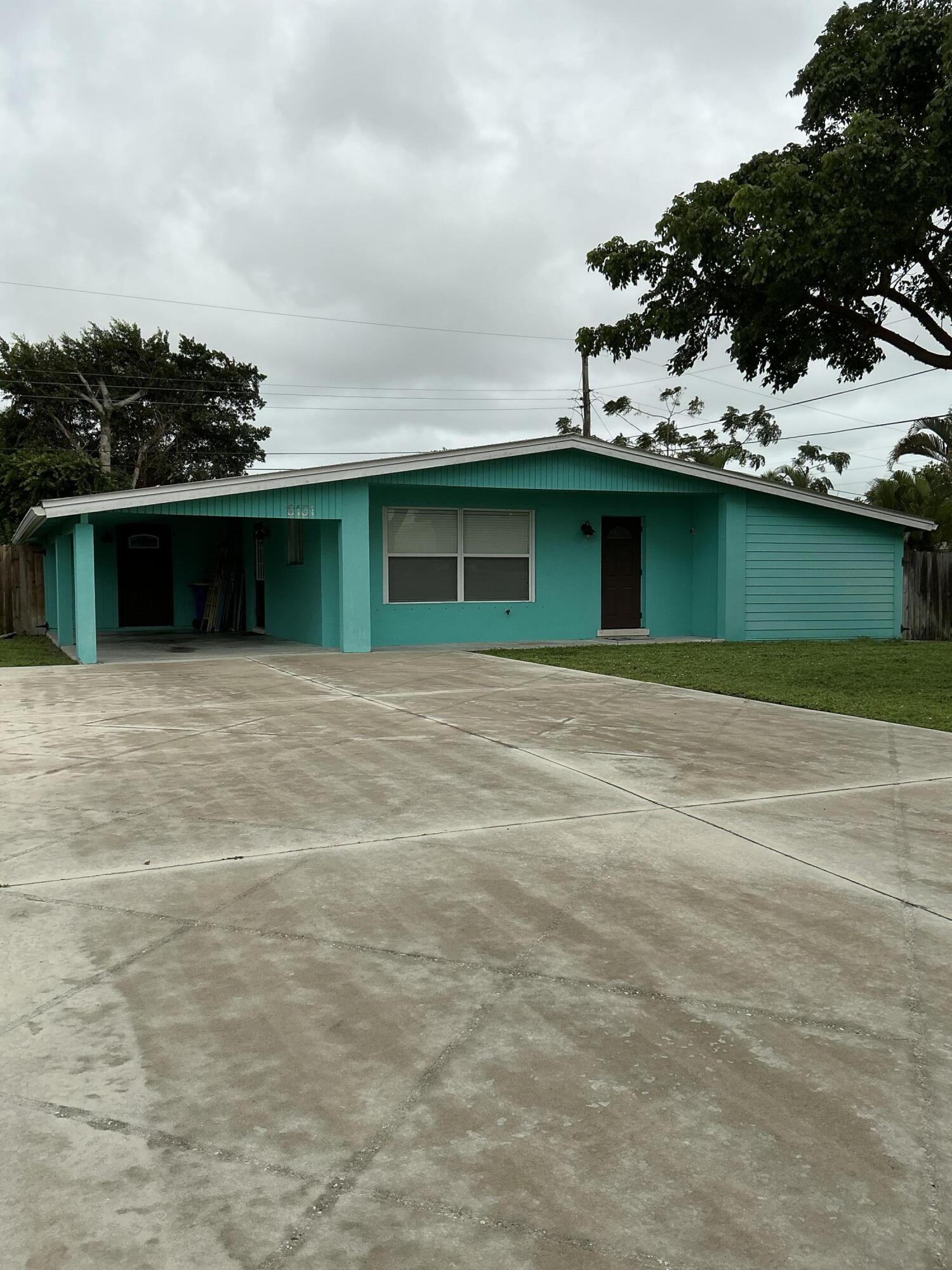 8151 SE Evergreen Street