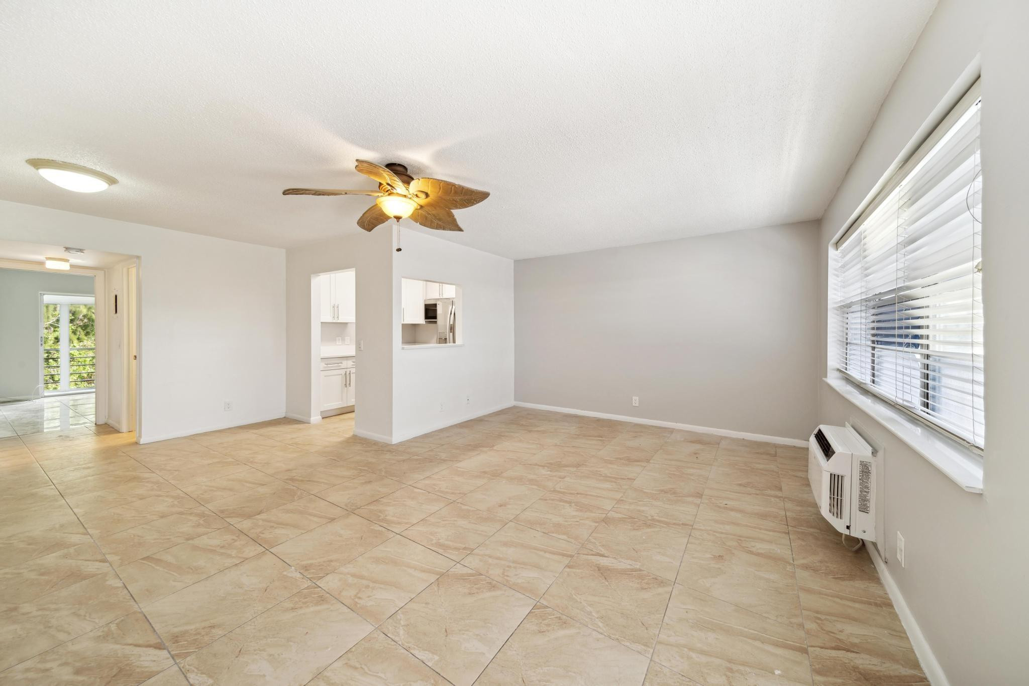 114 Northampton F 114