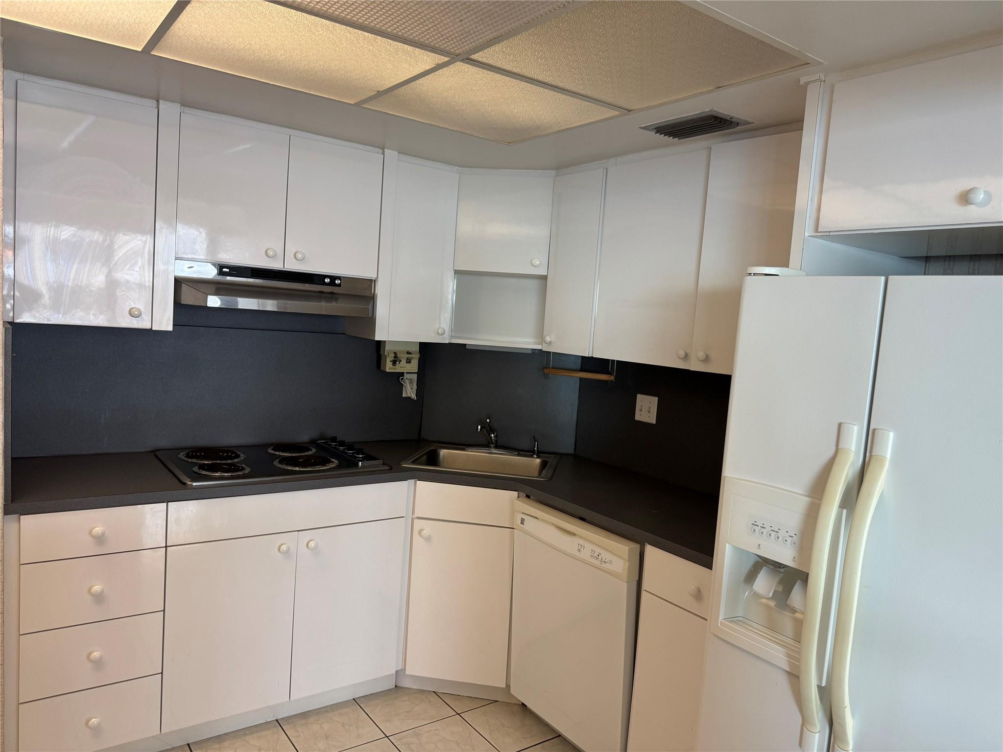 Galt Ocean Club Condo - Residential Lease