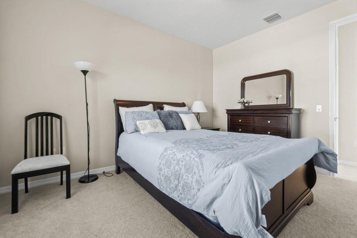 FIELDS AT GULFSTREAM POLO - Residential Lease