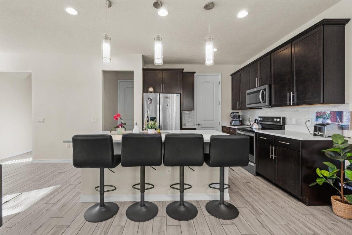 FIELDS AT GULFSTREAM POLO - Residential Lease