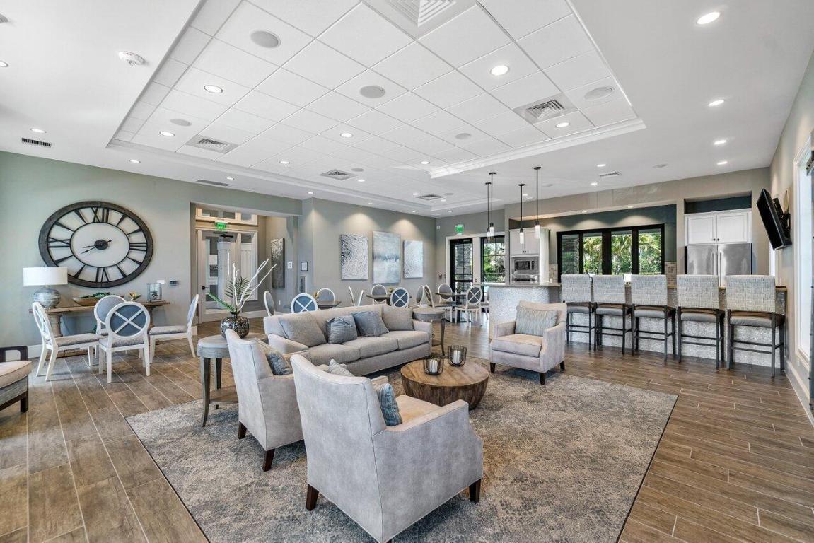 FIELDS AT GULFSTREAM POLO - Residential Lease