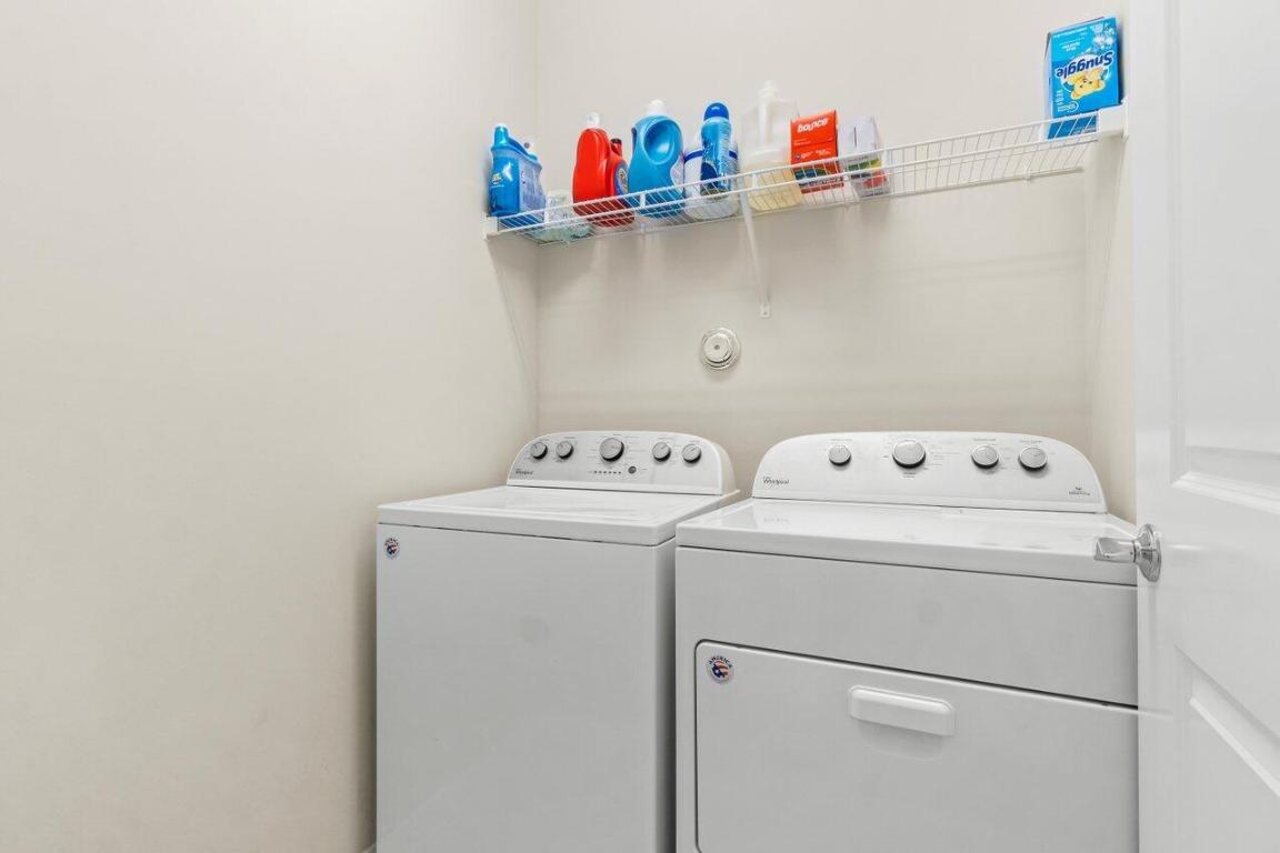 FIELDS AT GULFSTREAM POLO - Residential Lease