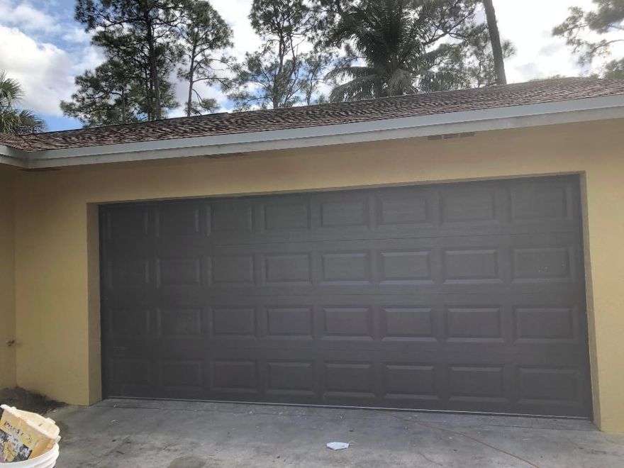 Fully renovated and move-in ready home located in a desirable West Palm Beach area. This property features a brand-new roof, new A/C system, and numerous modern upgrades throughout. Enjoy a fresh, updated interior with quality finishes, providing comfort and peace of mind for years to come. Conveniently located near shopping, dining, schools, and major roads. A perfect opportunity for homeowners or investors—this one is a must-see!