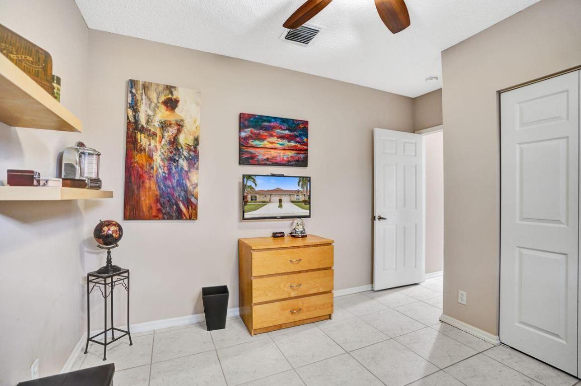 ABERDEEN 22 - Residential