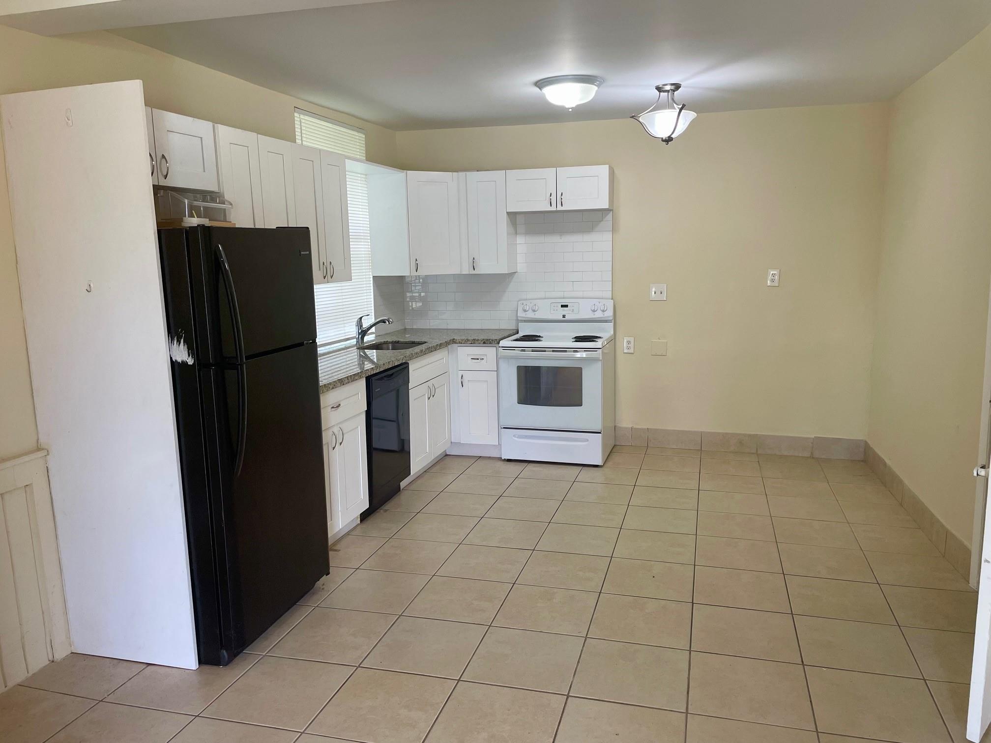 *For Rent with 24 hour approval time* Very Unique 2-Story Townhouse in Hollywood - ALL UTILITIES INCLUDED! Kitchen and Living Areas on 1st Floor - Master Bedroom and Bathroom Upstairs on 2nd Floor. Tiled Flooring - Washer & Dryer on Site - Plenty of Parking - Close to 441 & Hard Rock Casino Owner Asking for 1st, Last & Security Deposit- Small Pets Okay w/Deposit. Ready Today. Close to Hardrock and nightlife.