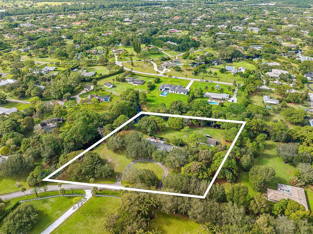 Photo of 8267 Nashua Drive, Palm Beach Gardens, FL 33418 (MLS # R10941244)