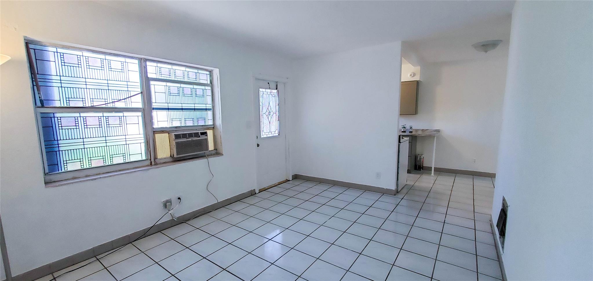 North Hollywood 4-1 B - Residential Lease