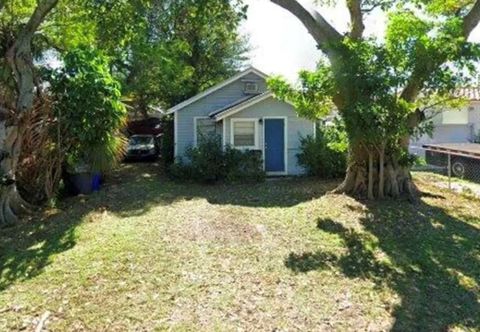 1846 Dixieanna St Hollywood FL 33020