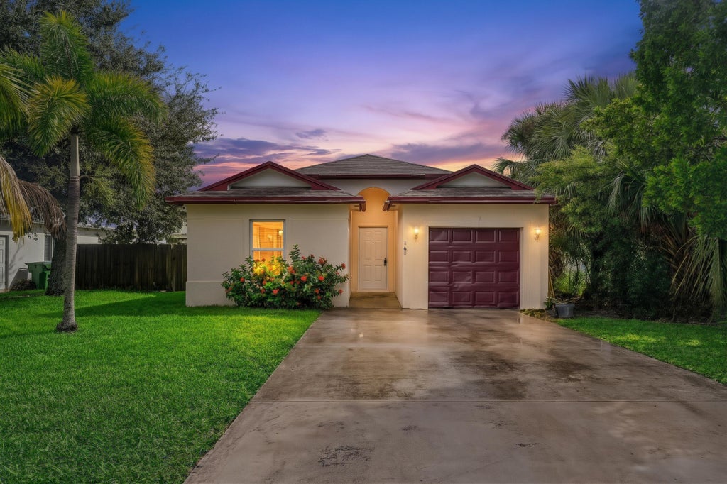 Photo of 2212 NW 9th Court, Fort Lauderdale, FL 33311 (MLS # B26085988)