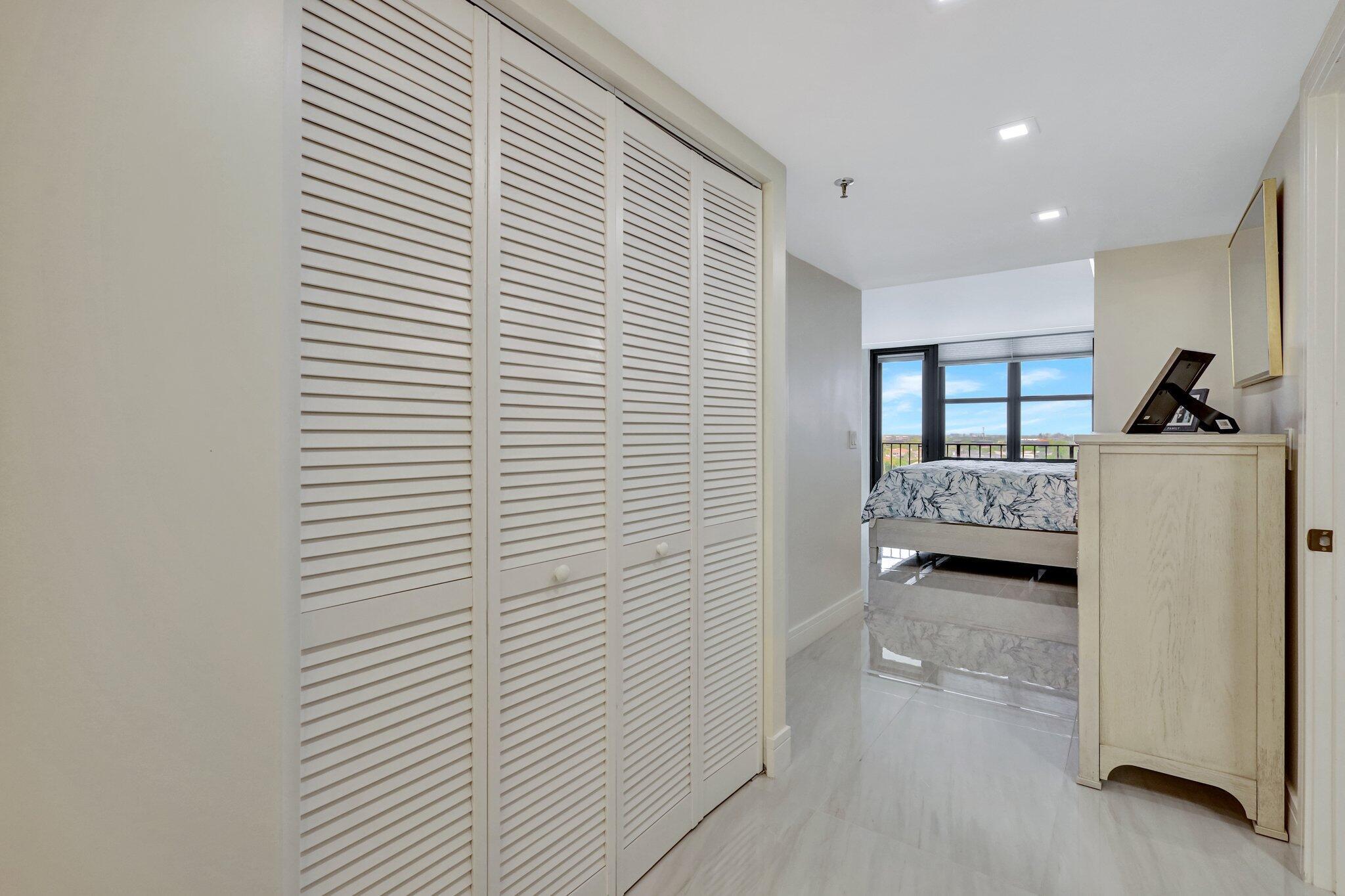 CARRON HOUSE CONDO - Residential