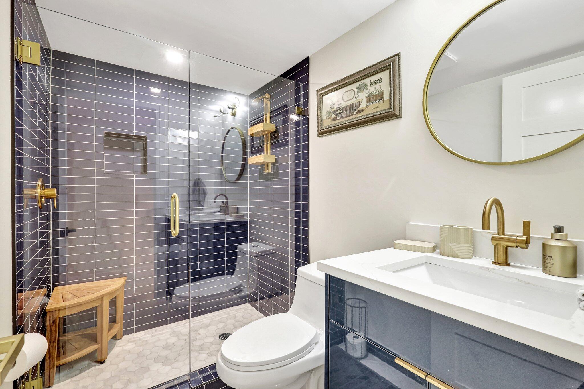 CARRON HOUSE CONDO - Residential