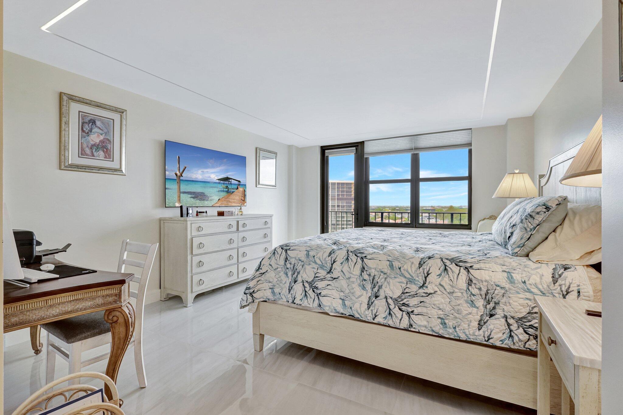 CARRON HOUSE CONDO - Residential