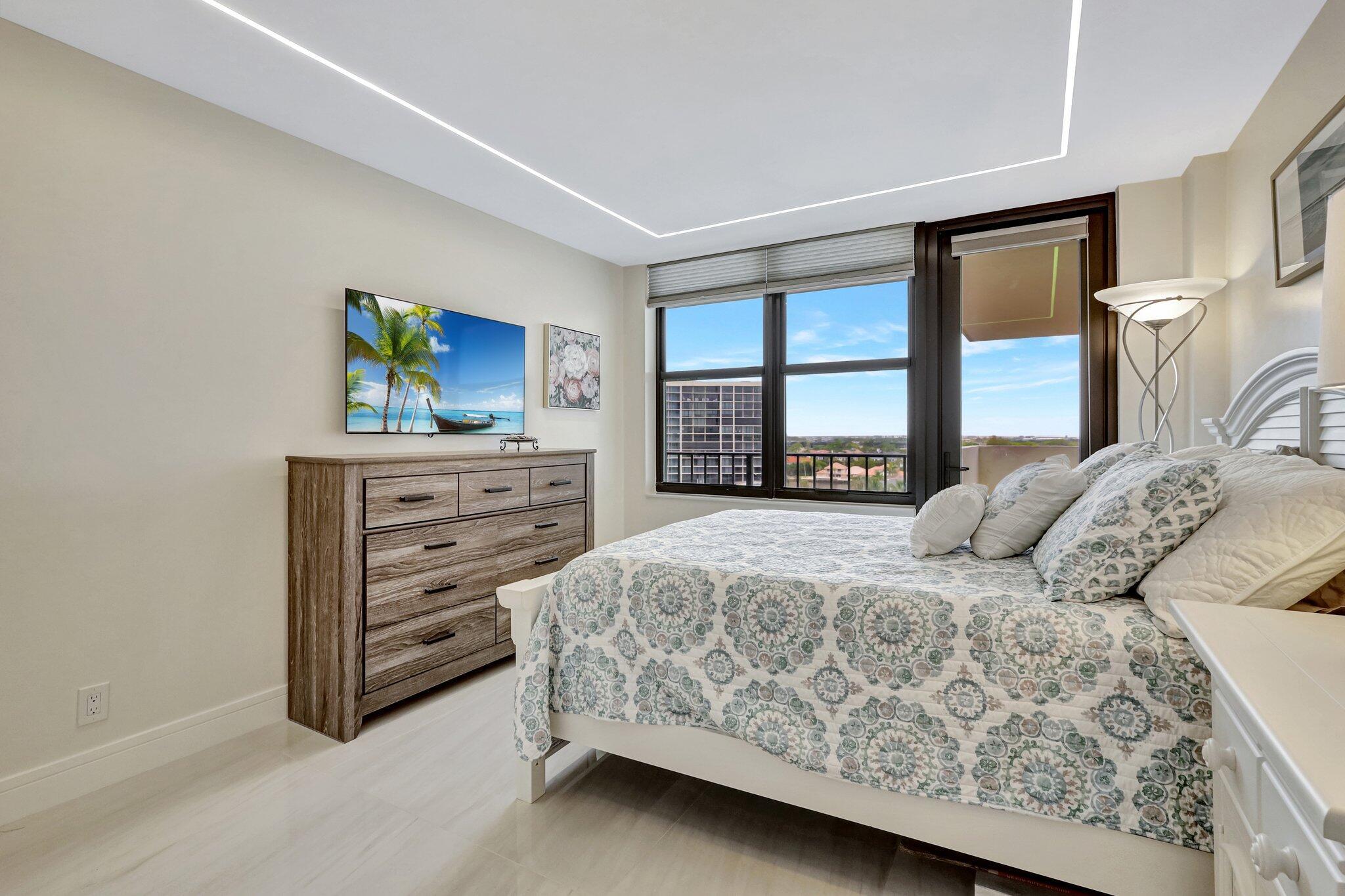 CARRON HOUSE CONDO - Residential