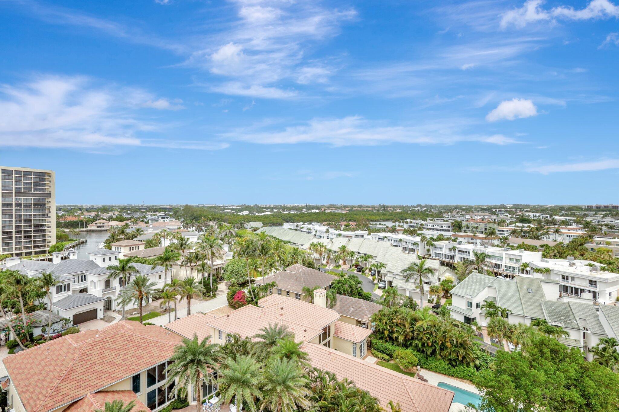 CARRON HOUSE CONDO - Residential