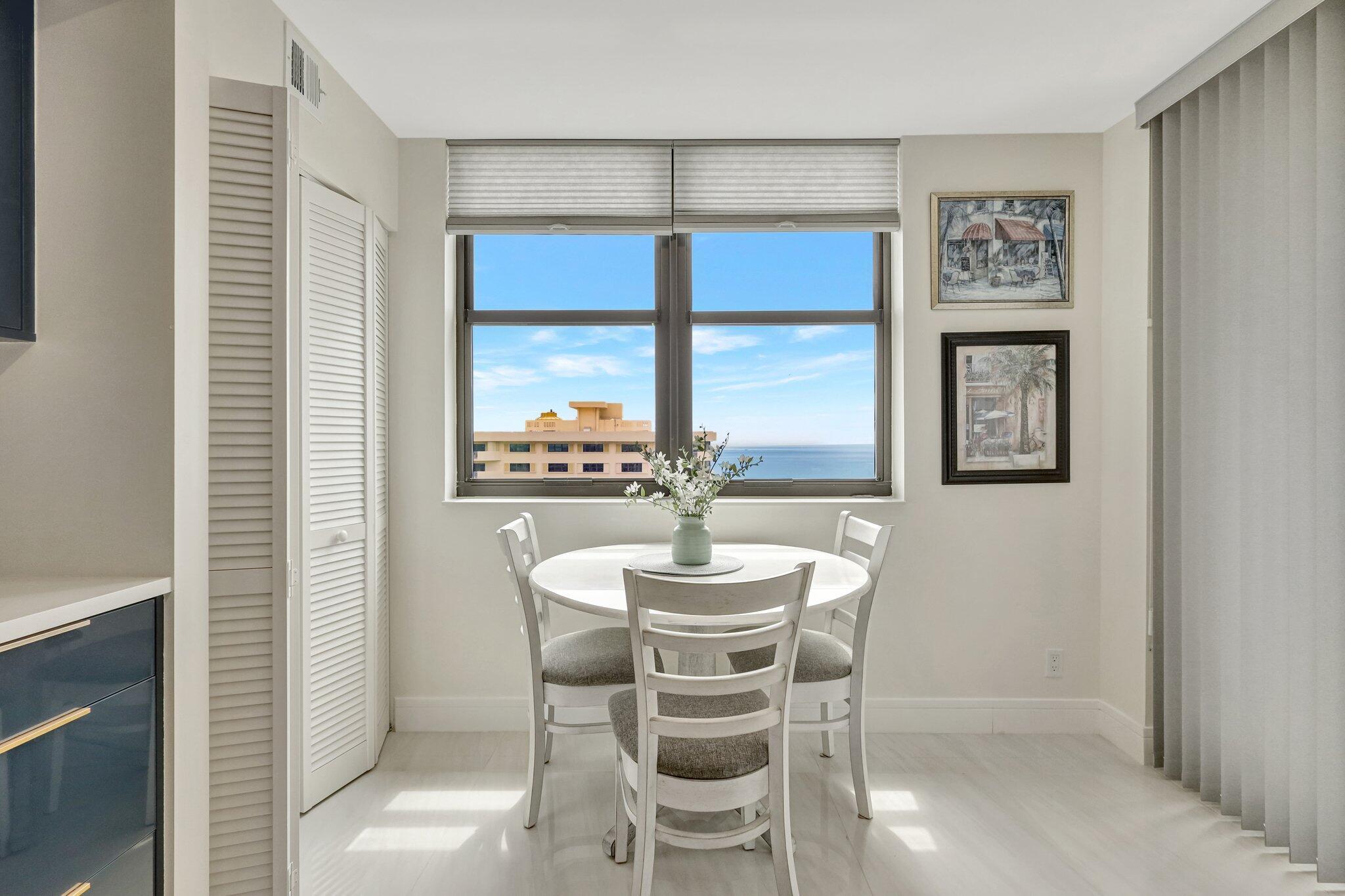 CARRON HOUSE CONDO - Residential