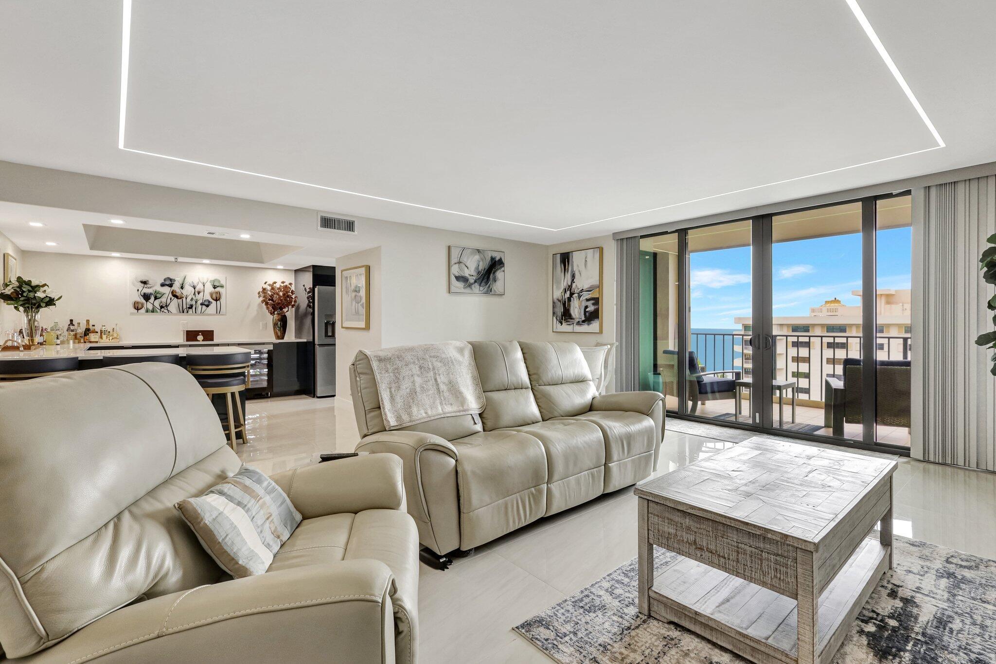 CARRON HOUSE CONDO - Residential