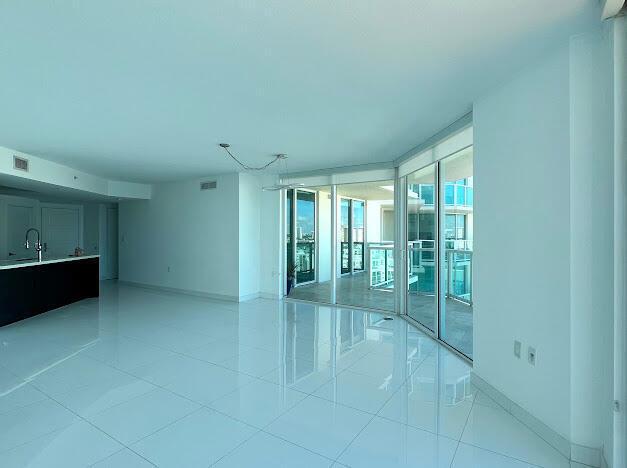 200 Sunny Isles Boulevard 2-1701