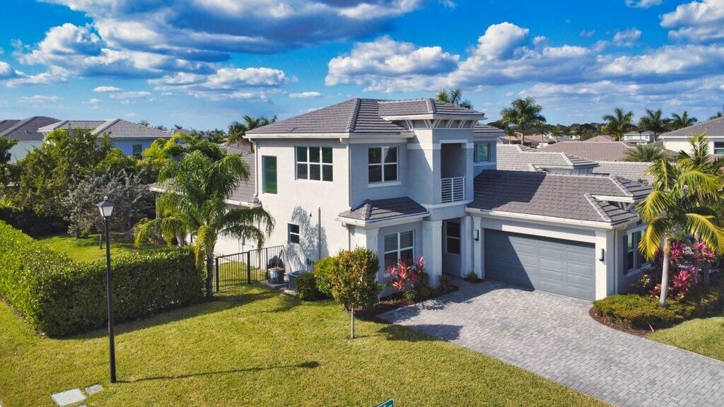 Photo of 13185 Mount Columbia Terrace, Delray Beach, FL 33446 (MLS # R11163012)