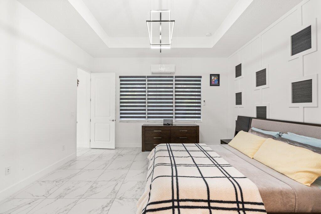 Lakes At Polo Trace HOA - Residential Lease