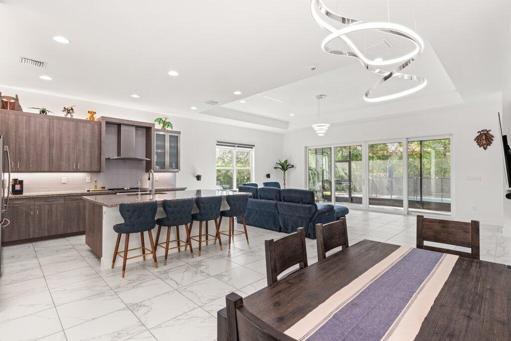 Lakes At Polo Trace HOA - Residential Lease