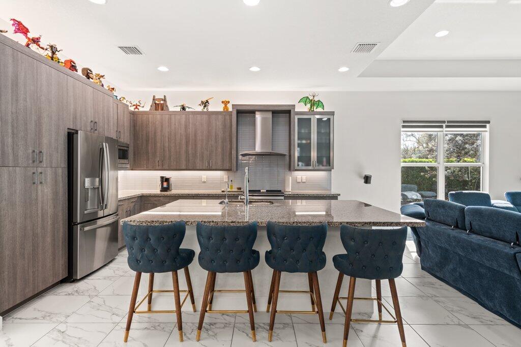 Lakes At Polo Trace HOA - Residential Lease