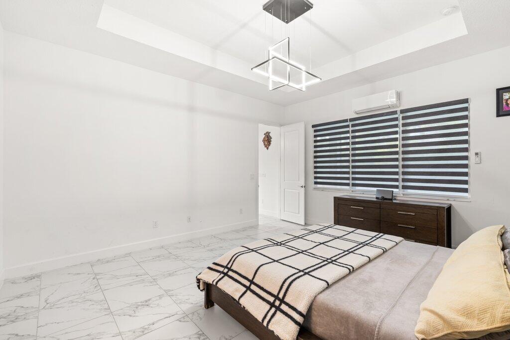 Lakes At Polo Trace HOA - Residential Lease