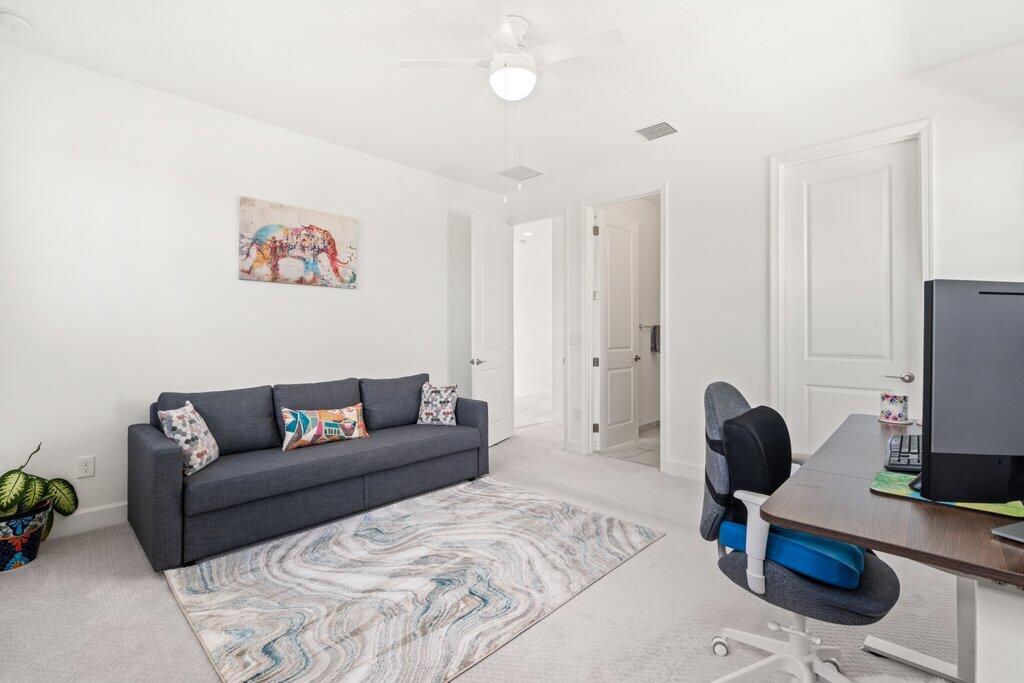 Lakes At Polo Trace HOA - Residential Lease