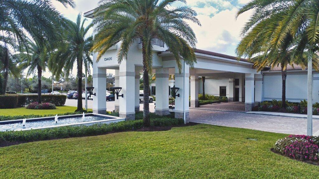 Lakes At Polo Trace HOA - Residential Lease