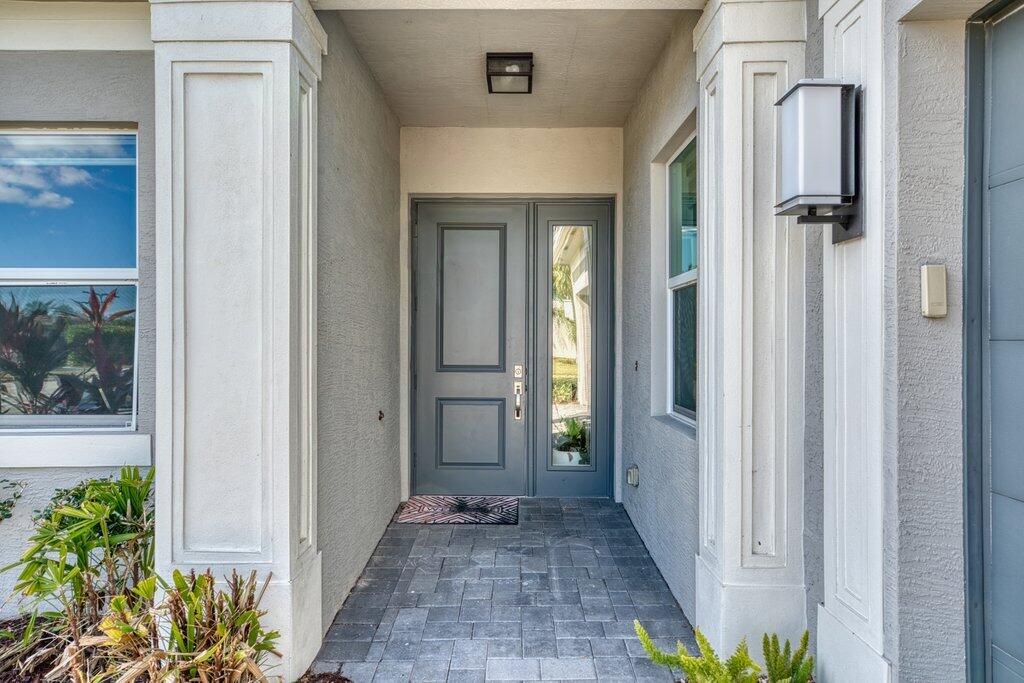 Lakes At Polo Trace HOA - Residential Lease