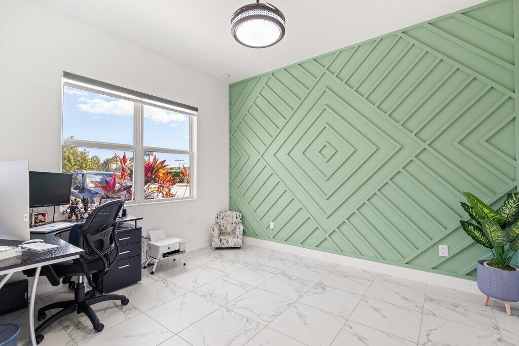 Lakes At Polo Trace HOA - Residential Lease