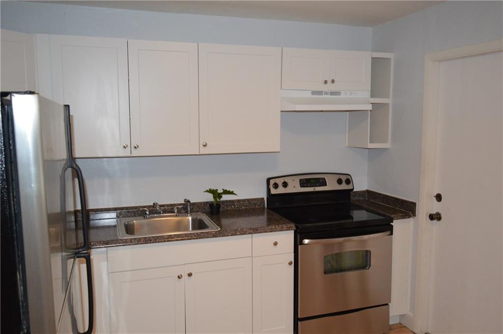 College Tr First Add 22-1 - Residential Lease