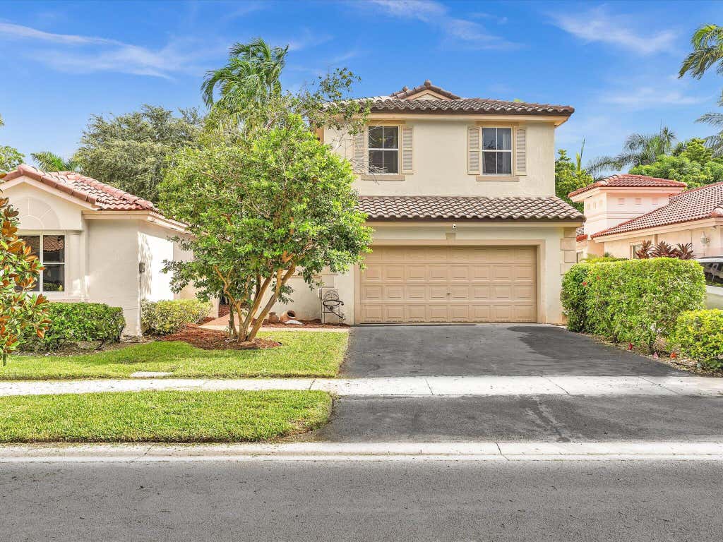 Photo of 7549 NW 3rd Court, Plantation, FL 33317 (MLS # B26062959)
