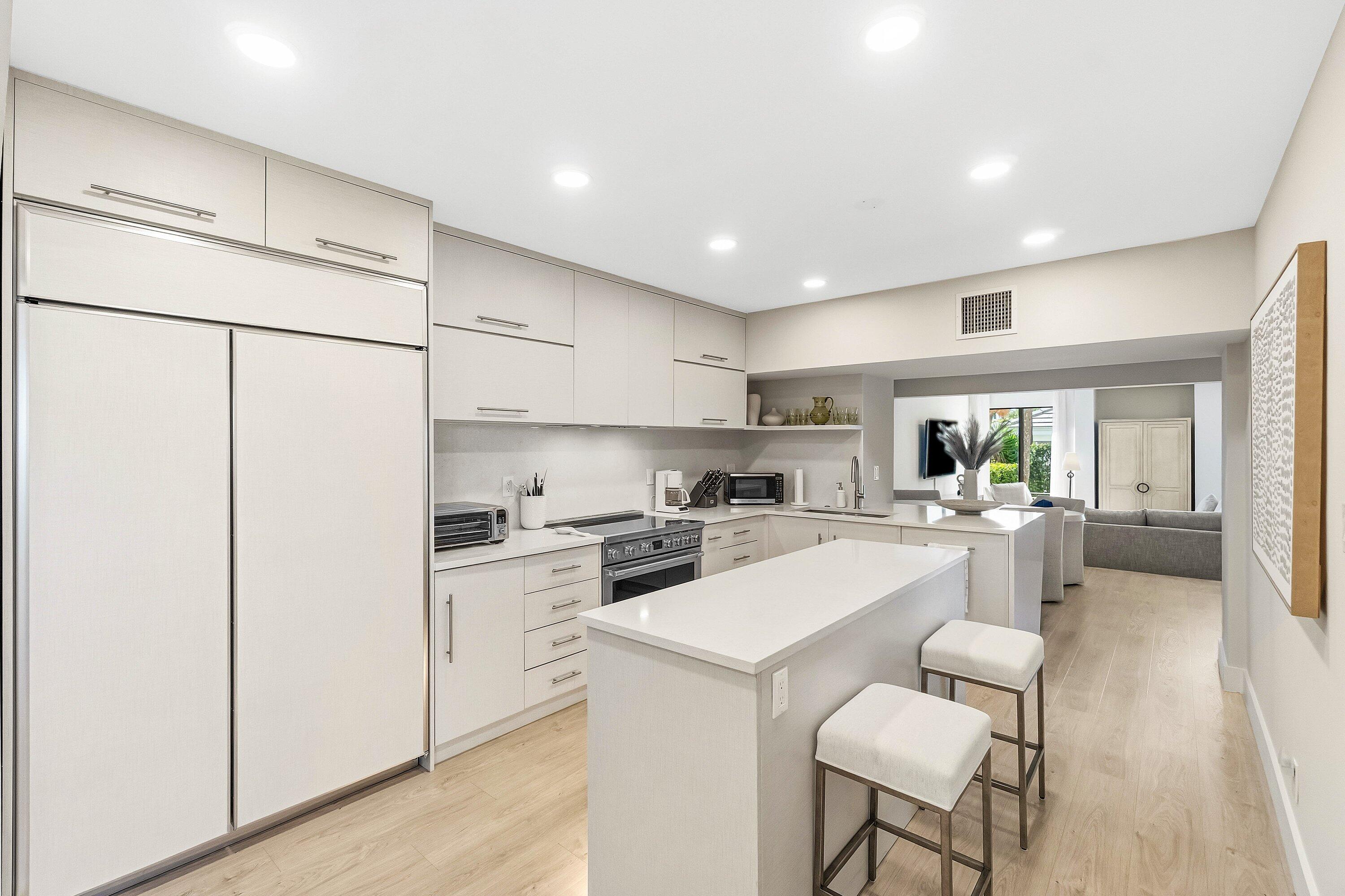 YACHT & RACQUET CLUB OF BOCA RATON CONDO - Residential Lease