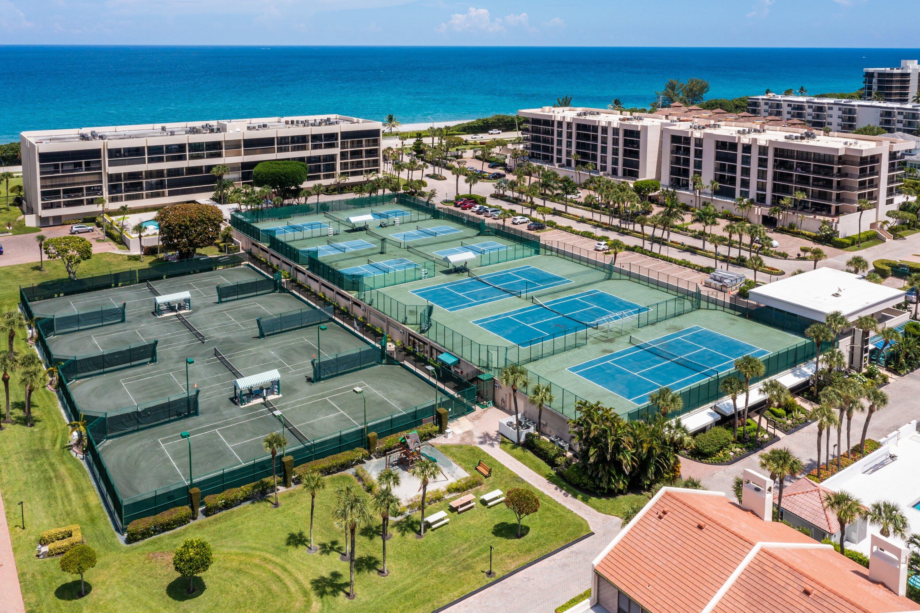 YACHT & RACQUET CLUB OF BOCA RATON CONDO - Residential Lease