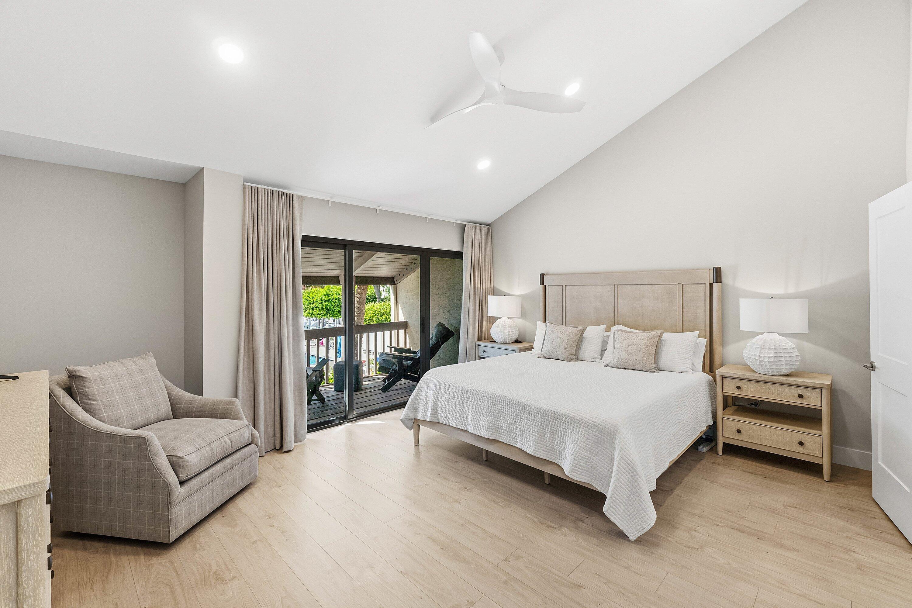 YACHT & RACQUET CLUB OF BOCA RATON CONDO - Residential Lease