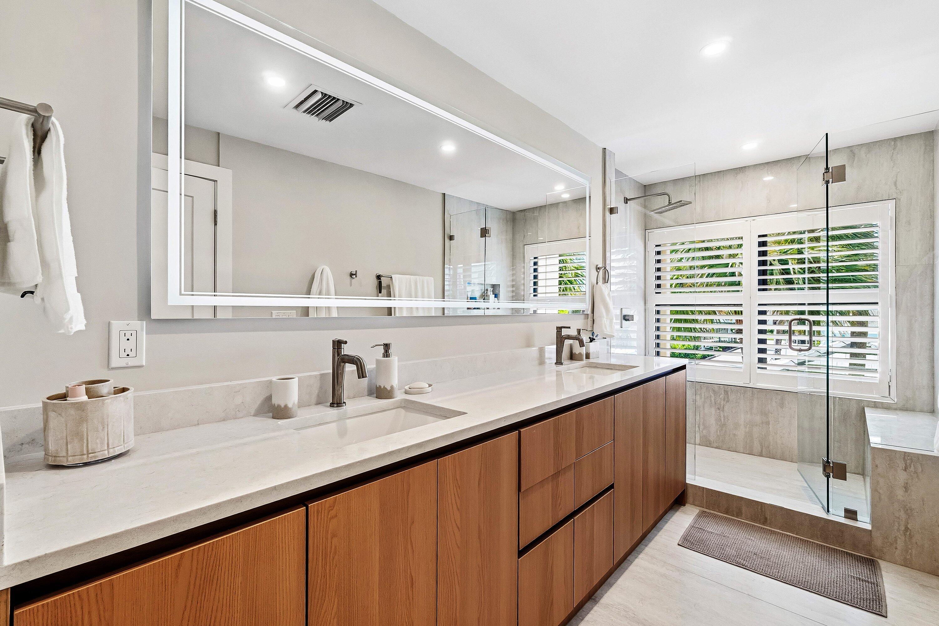 YACHT & RACQUET CLUB OF BOCA RATON CONDO - Residential Lease