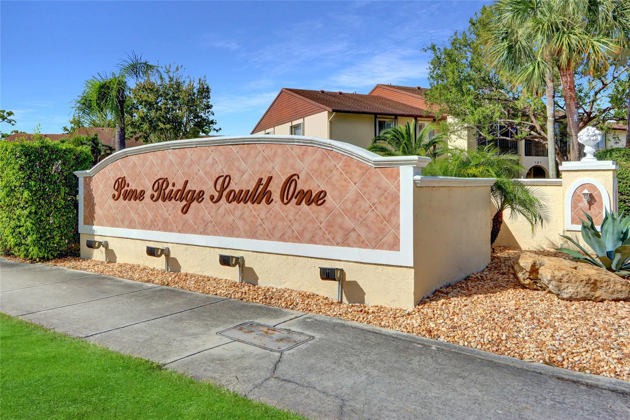 PINE RIDGE SOUTH 1 CONDO - Residential