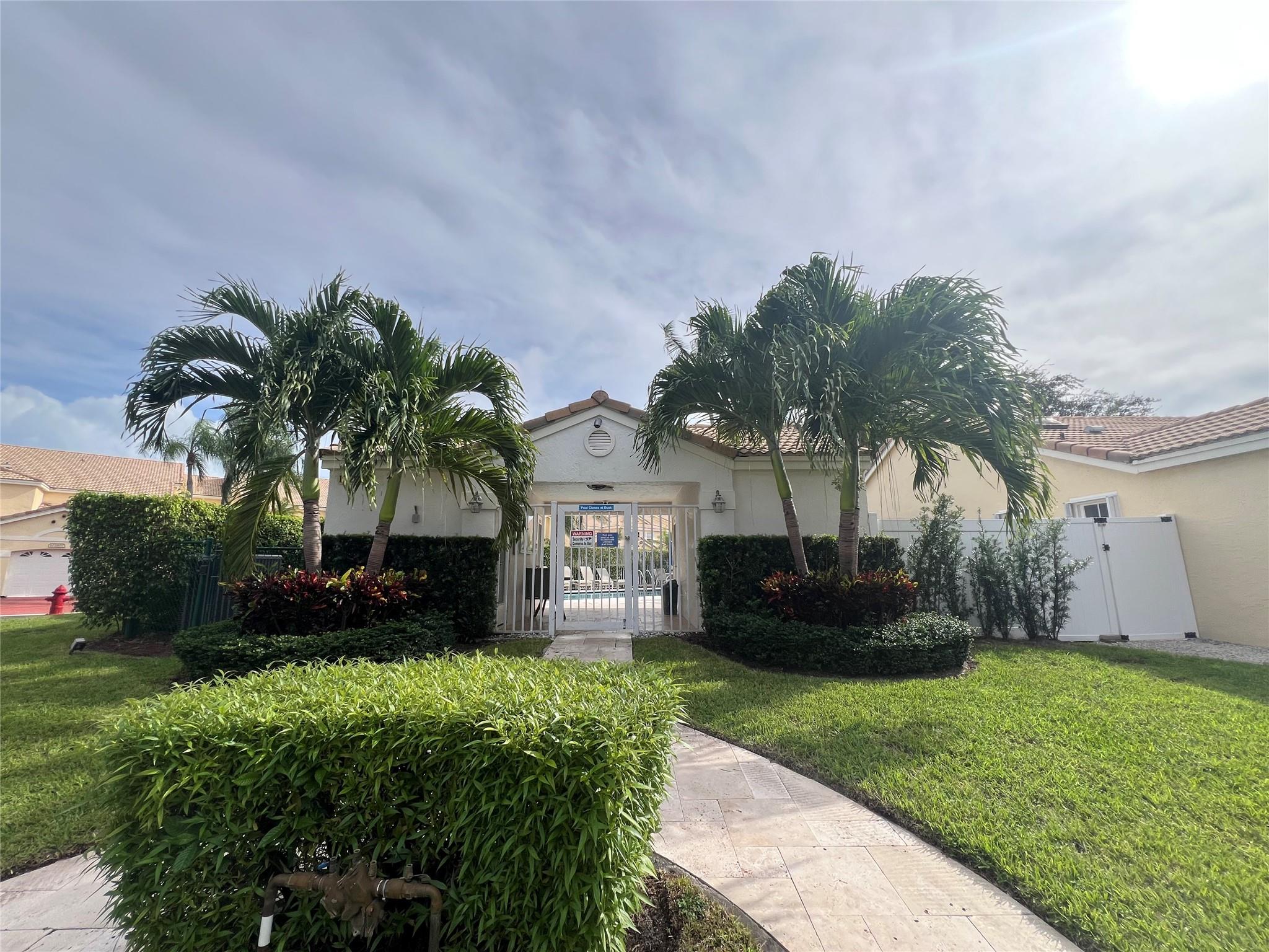 St Tropez At Boca Golf Co - Residential Lease