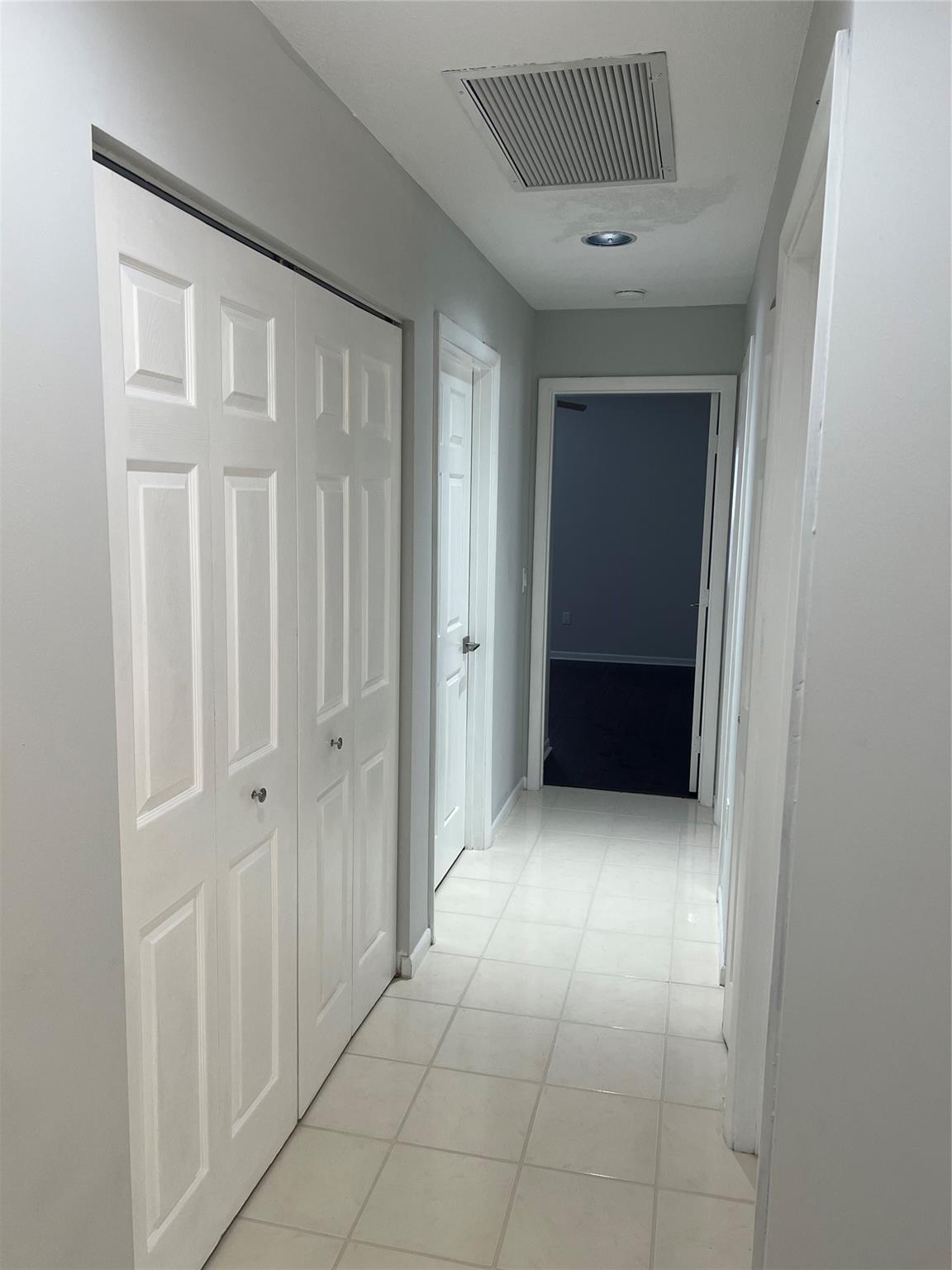 St Tropez At Boca Golf Co - Residential Lease