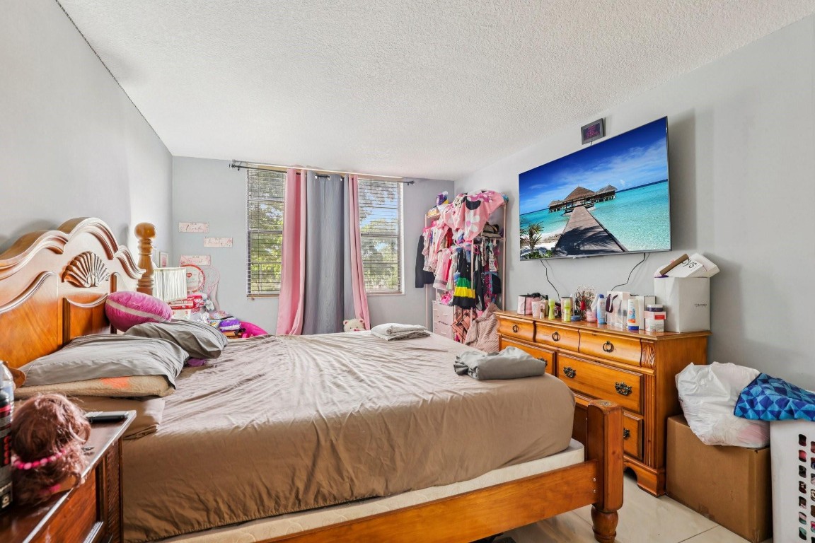 the gate - Residential