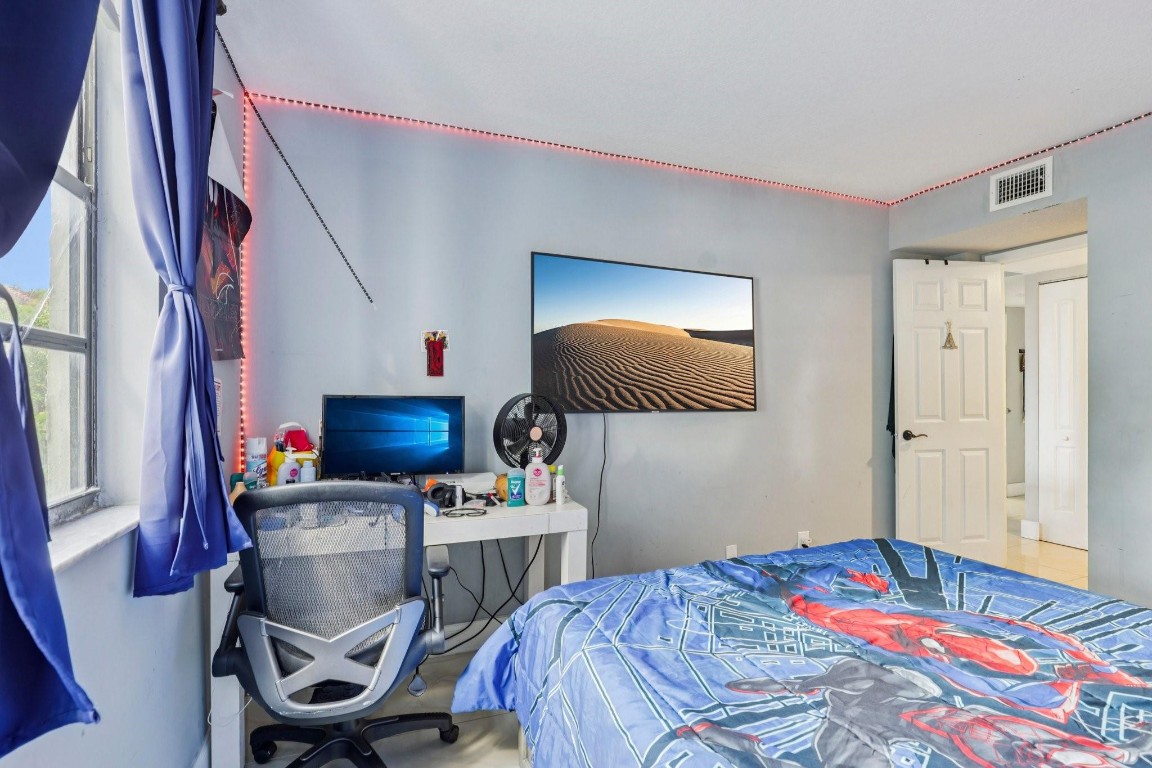 the gate - Residential