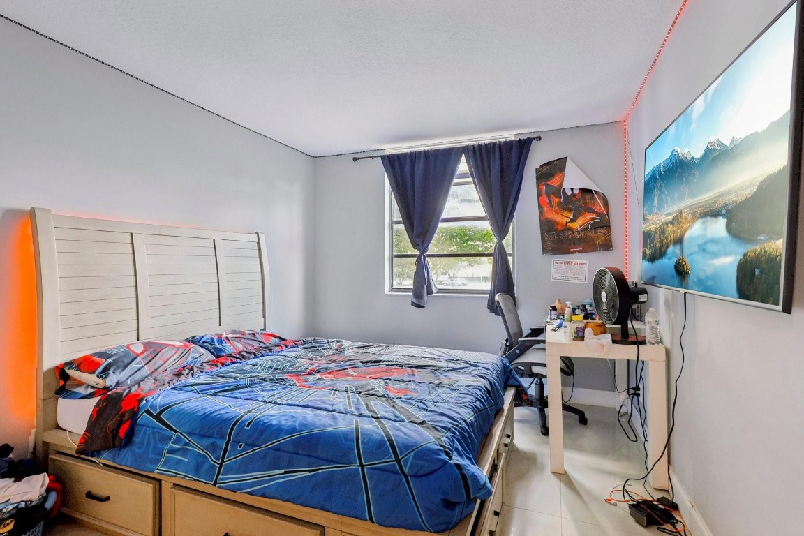 the gate - Residential